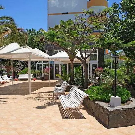Lucana Hotell